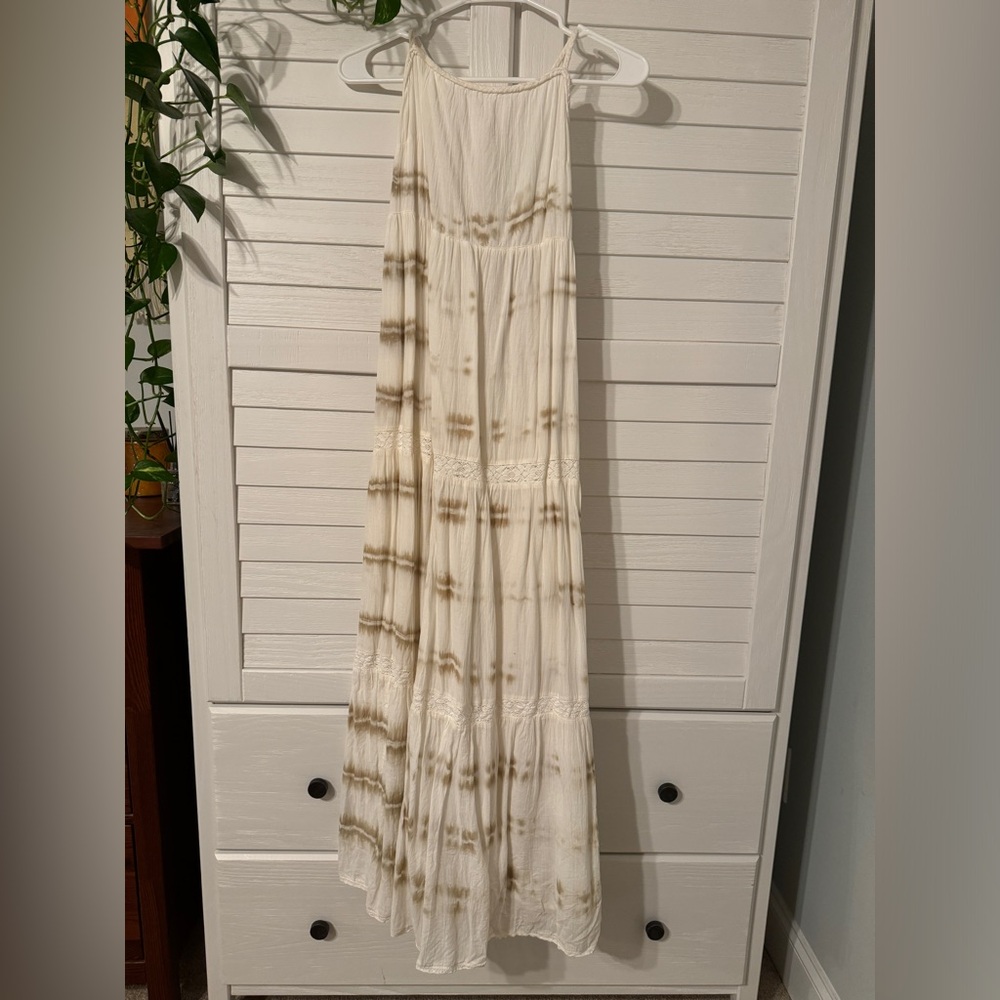 Aerie White & Cream Tie Dye Maxi Sundress